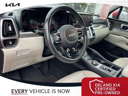 2022 Kia Sorento Hybrid S