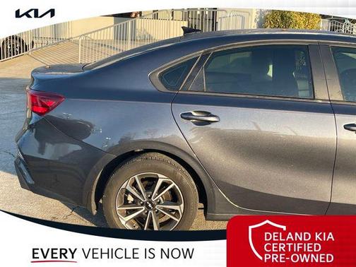 Gravity Gray 2023 Kia Forte LXS