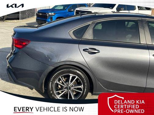 Gravity Gray 2023 Kia Forte LXS