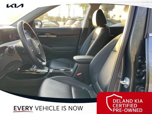 Gravity Gray 2024 Kia Seltos EX