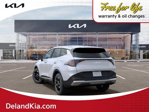 White Pearl 2026 Kia Sportage EX