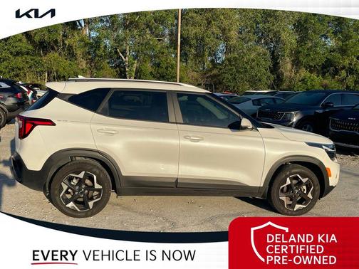 Snow White Pearl 2025 Kia Seltos S