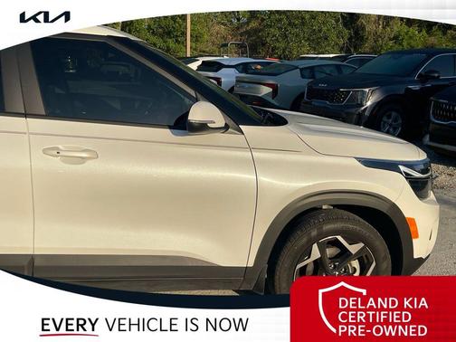 Snow White Pearl 2025 Kia Seltos S