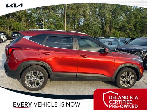 Mars Orange 2024 Kia Seltos S