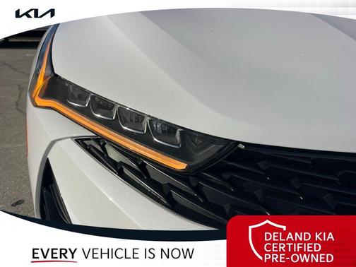 Glacial White Pearl 2021 Kia K5 GT-Line