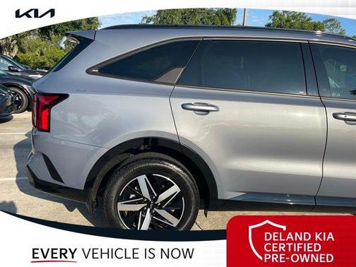 2023 Kia Sorento S