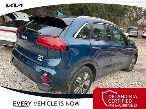 2022 Kia Niro LXS