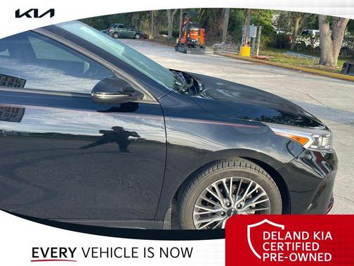 Aurora Black 2023 Kia Forte GT-Line