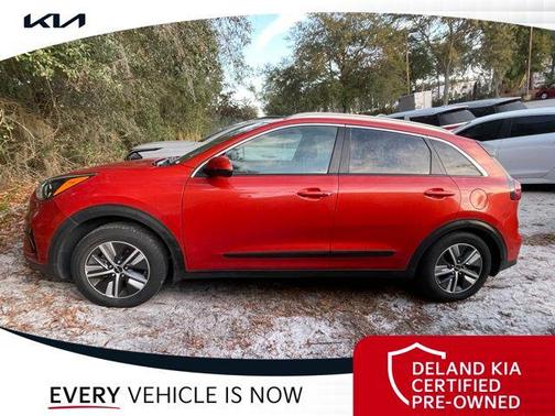 2022 Kia Niro LXS