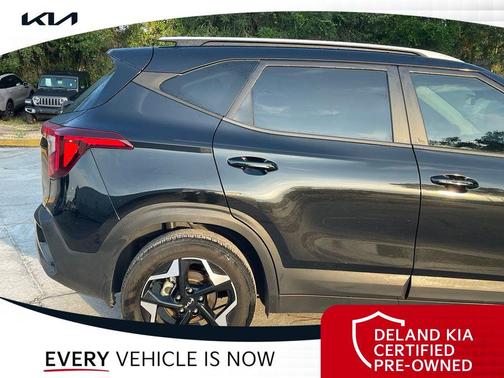 Fusion Black 2025 Kia Seltos S