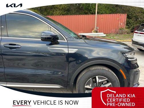 2022 Kia Sorento Hybrid S