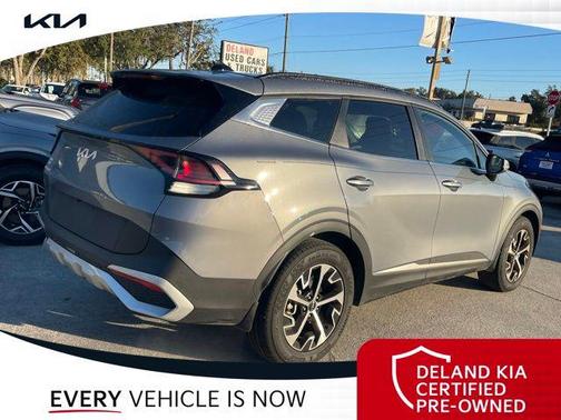 2025 Kia Sportage EX