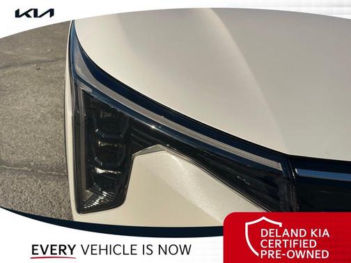 Snow White Pearl 2025 Kia K4 EX