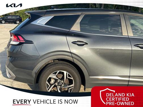 Gravity Gray 2023 Kia Sportage LX