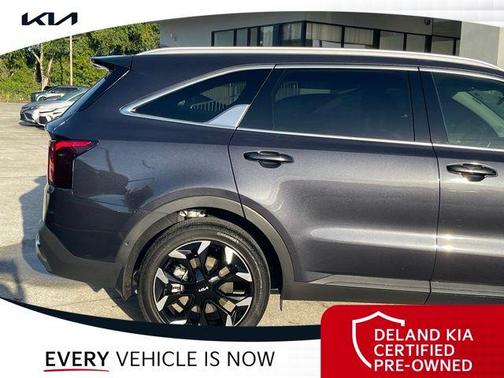 2025 Kia Sorento SX