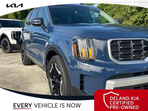 Midnight Lake Blue 2024 Kia Telluride S