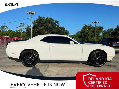 2018 Dodge Challenger SXT