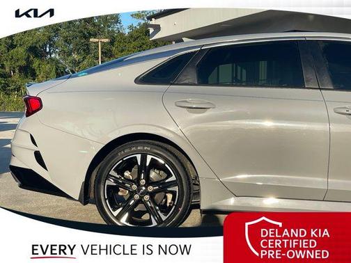 2023 Kia K5 GT-Line