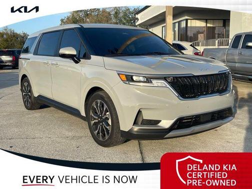 2024 Kia Carnival EX
