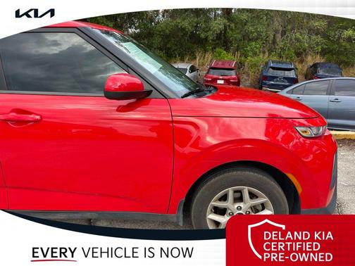 Inferno Red 2022 Kia Soul LX