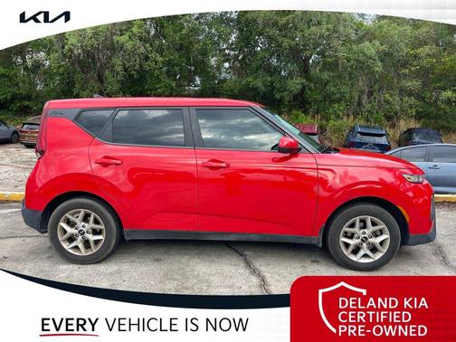 Inferno Red 2022 Kia Soul LX