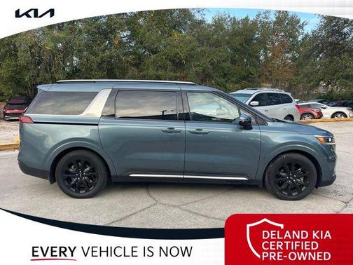 2024 Kia Carnival SX