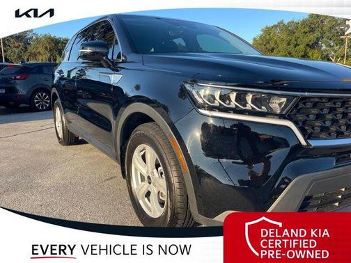 2023 Kia Sorento LX