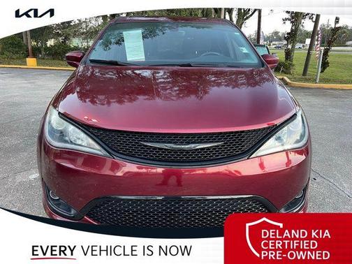 2018 Chrysler Pacifica Touring Plus