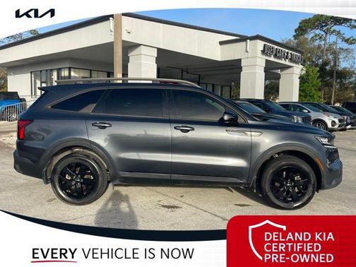 2023 Kia Sorento S