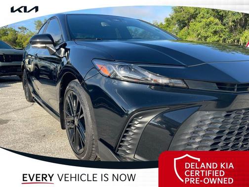 Midnight Black Metallic 2025 Toyota Camry SE