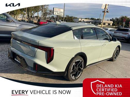 2025 Kia K4 GT-Line