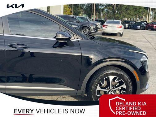 2024 Kia Sportage EX