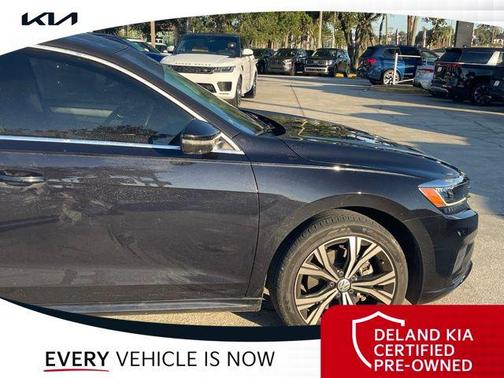 2022 Volkswagen Passat 2.0T SE