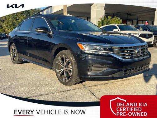 2022 Volkswagen Passat 2.0T SE