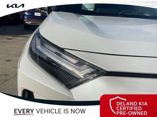 2023 Toyota RAV4 Hybrid SE