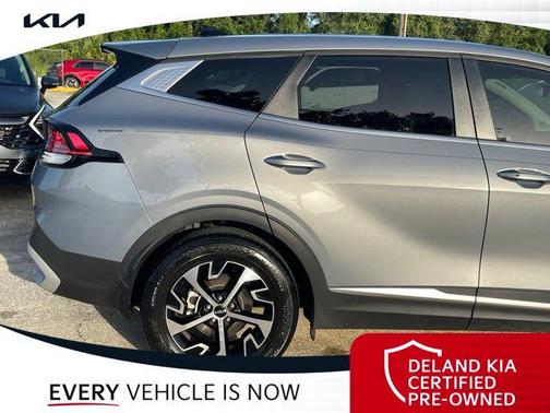 2024 Kia Sportage EX