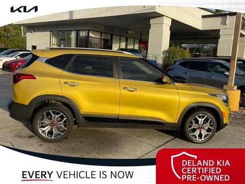 Starbright Yellow 2023 Kia Seltos SX Turbo