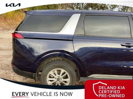 2023 Kia Carnival LX