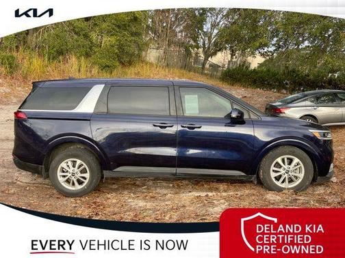 2023 Kia Carnival LX