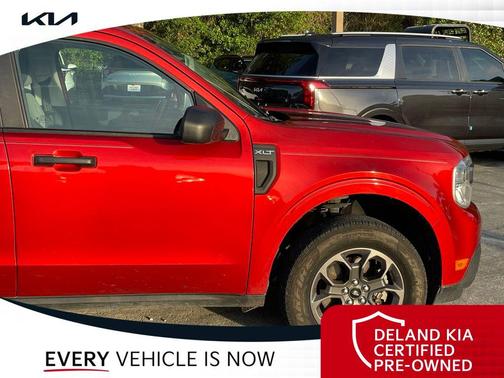Hot Pepper Red Metallic Tinted Clearcoat 2023 Ford Maverick XLT