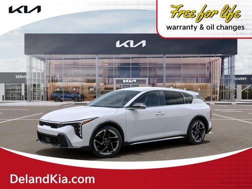 White Pearl 2026 Kia K4 GT-Line