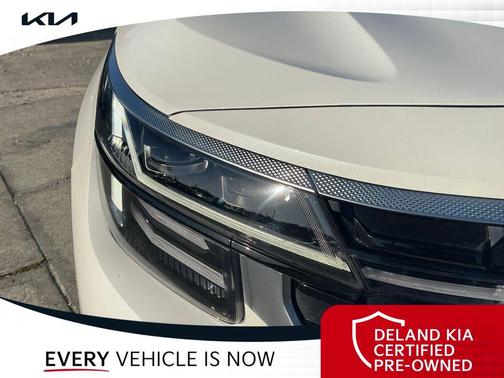 Snow White Pearl 2024 Kia Seltos SX Turbo