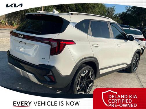 Snow White Pearl 2024 Kia Seltos SX Turbo
