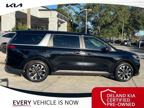 2023 Kia Carnival EX