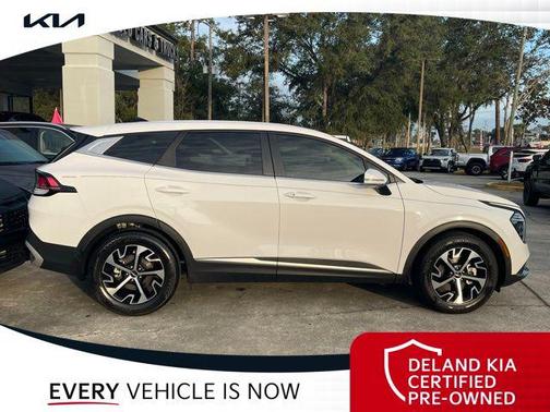 2025 Kia Sportage EX