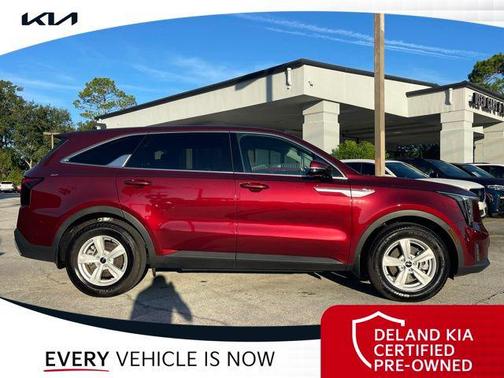 2025 Kia Sorento LX