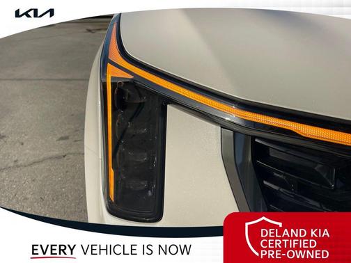 Snow White Pearl 2026 Kia Sorento Hybrid EX