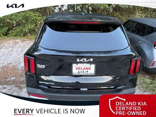 2024 Kia Sorento LX