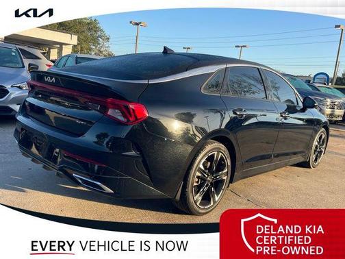 2022 Kia K5 GT-Line