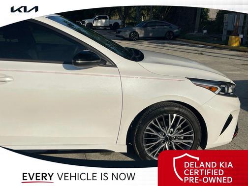 Snow White Pearl 2023 Kia Forte GT-Line